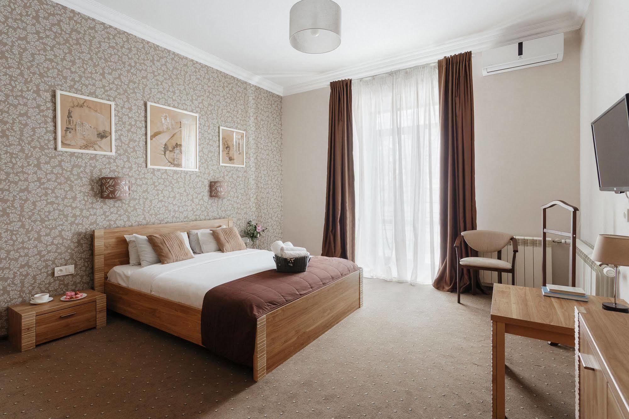 Noname Hotel Odessa Exterior foto